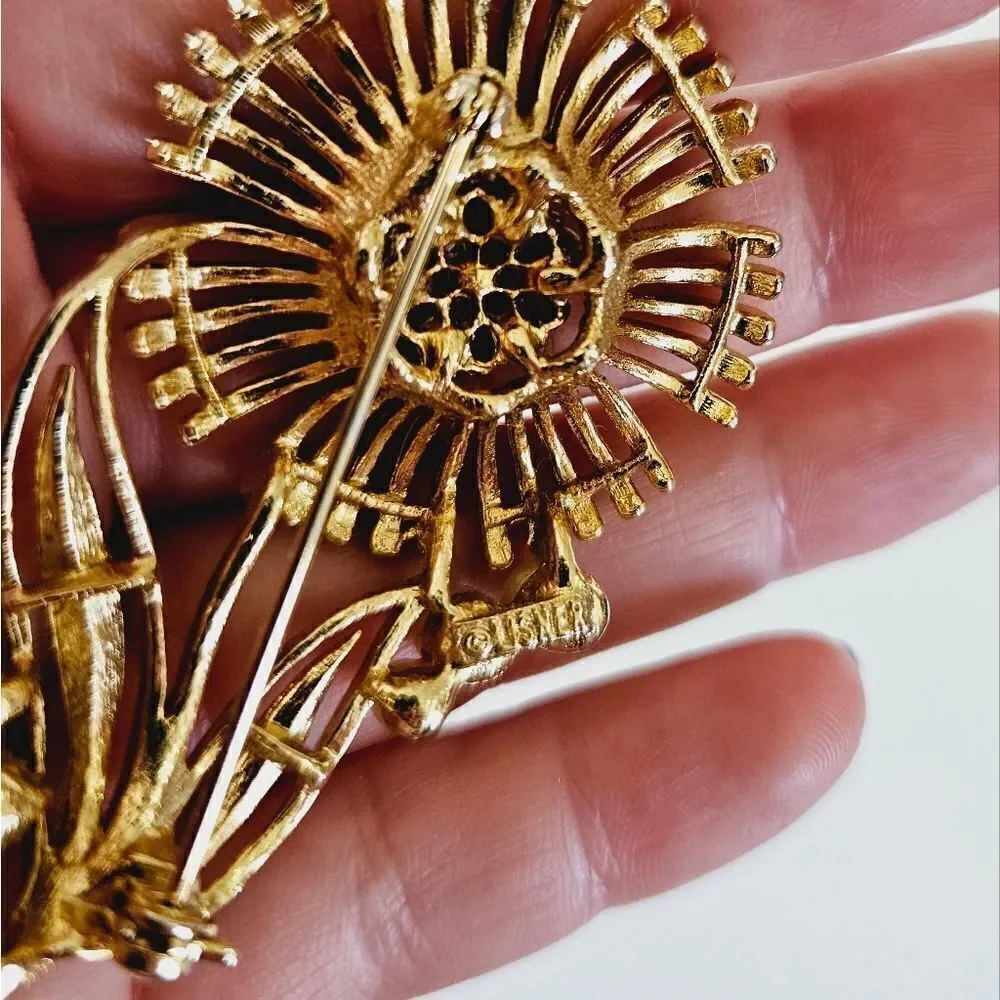 Vintage 1950s Lisner Signed Sunflower Floral Faux Pearl Gold Tone Brooch Pin